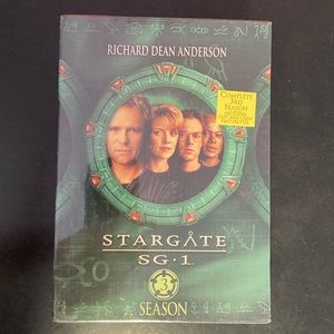 Stargate SG-1 - Season 3 Giftset (DVD, 2003 5-Disc Set)